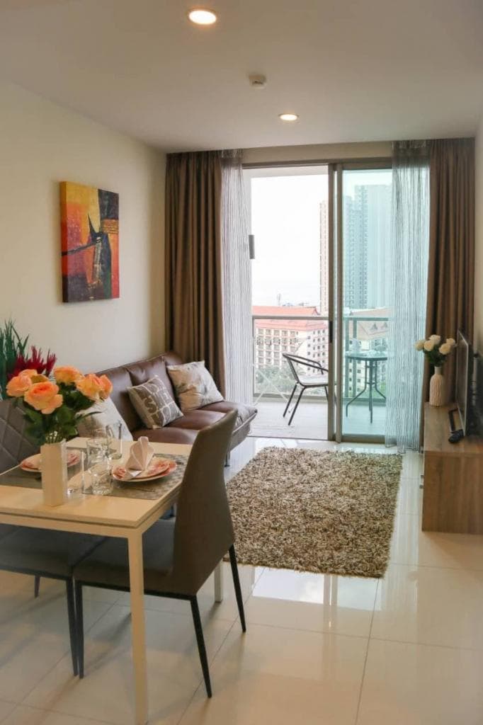 1-Bedroom Condo with Sea View in Wongamat, Pattaya, photo 2