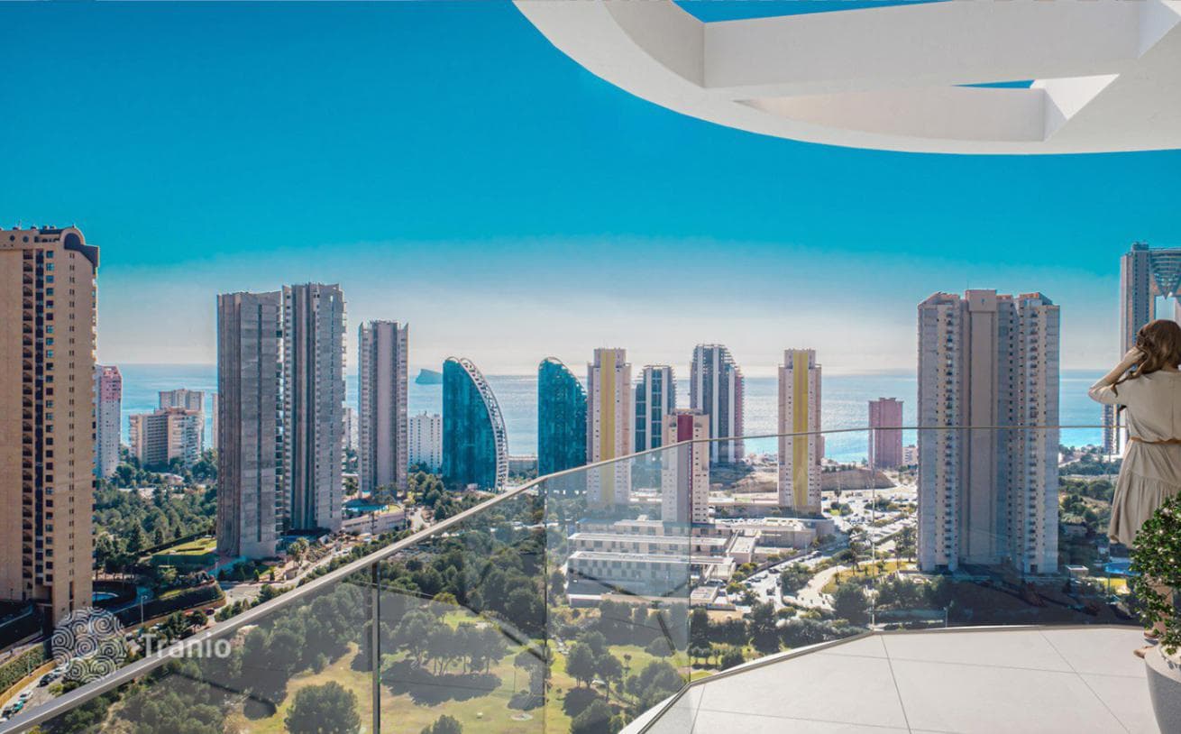 3-Bedroom Luxury Penthouse with Sea View in Benidorm, Alicante, photo 3