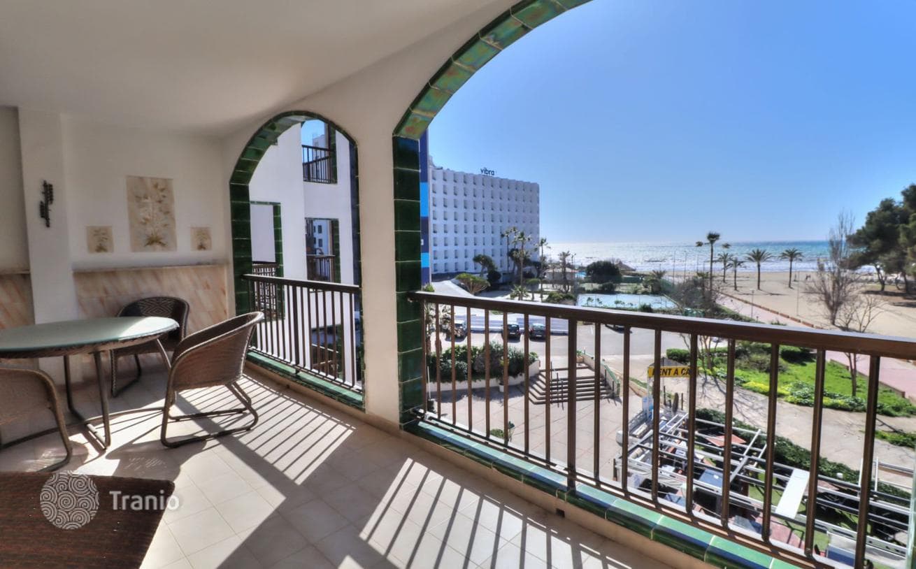 2-Bedroom Apartment with Sea View in Peguera, Mallorca, photo 3