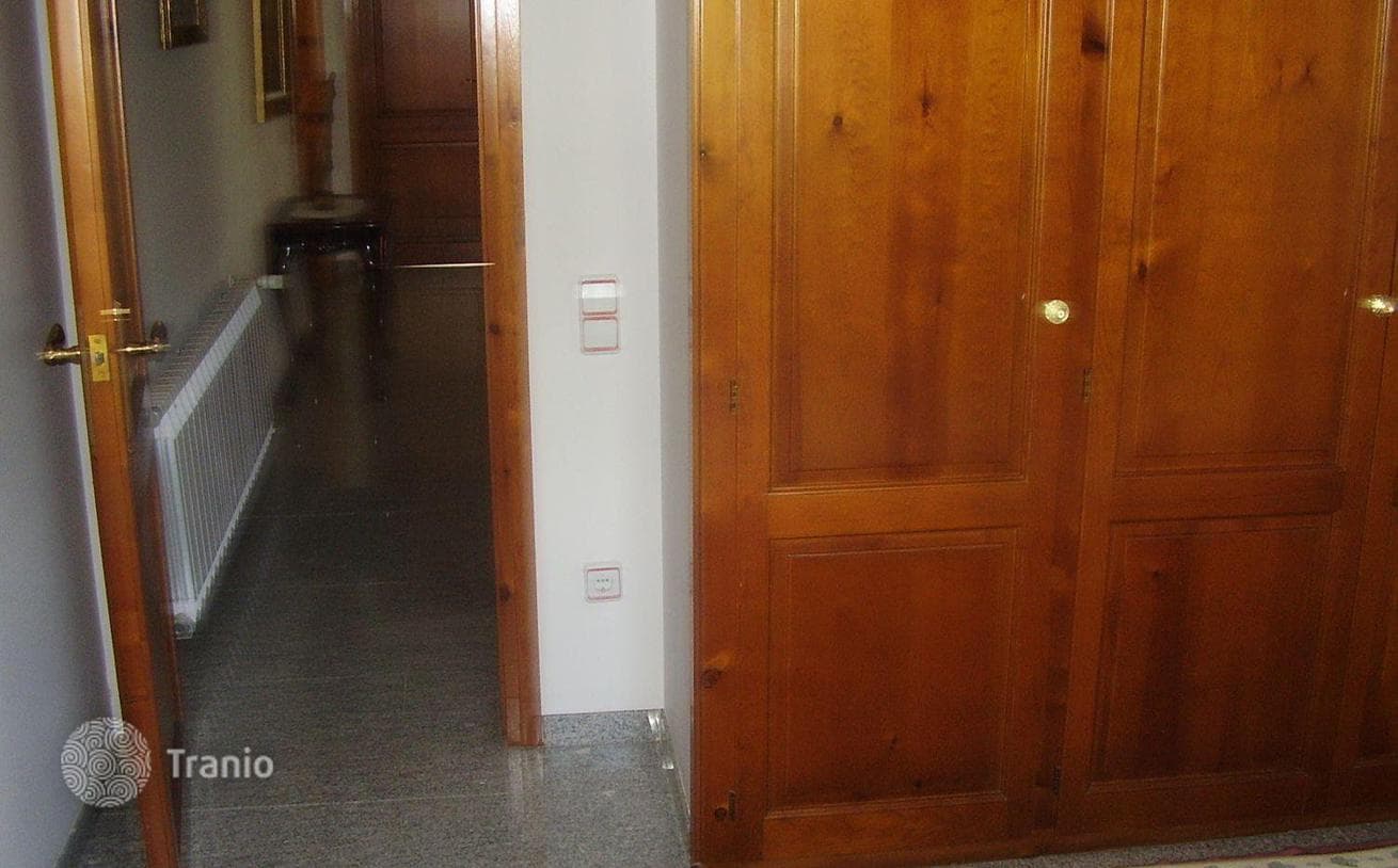 Дом в городе 380 м² в Канет-де-Мар, Испания, фото 4
