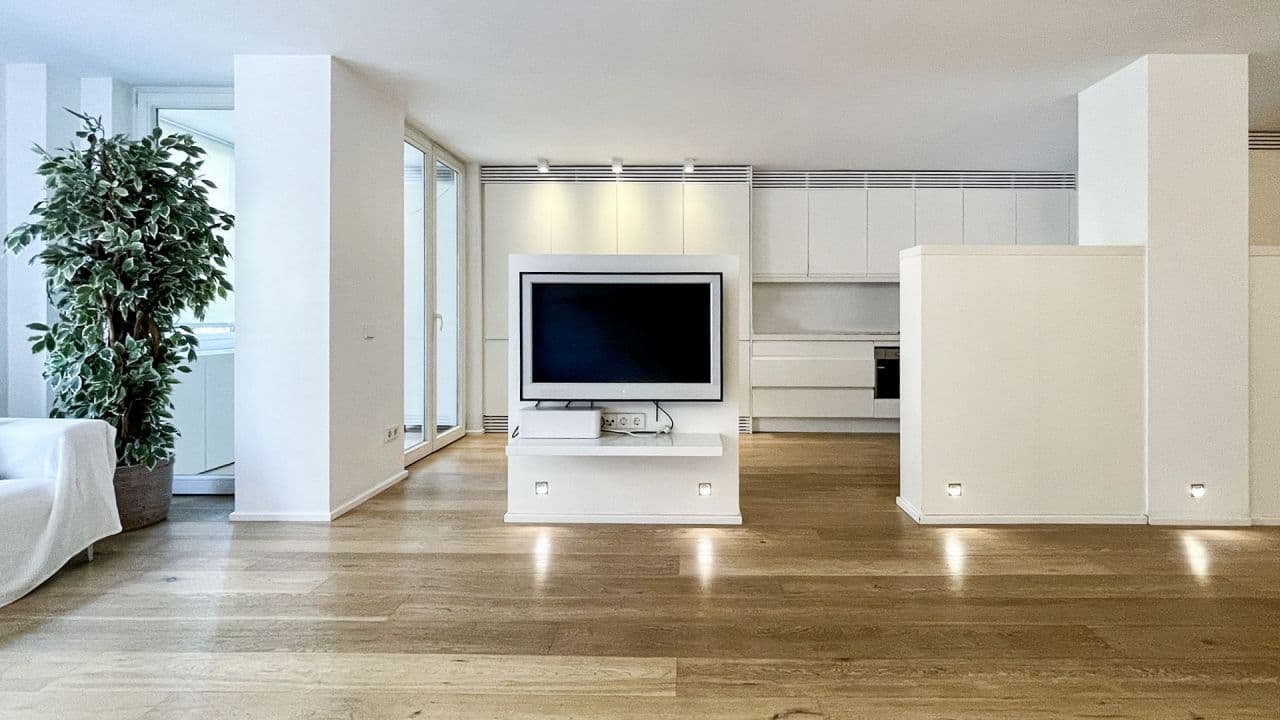 3-Bedroom Apartment in Palma de Mallorca, photo 2