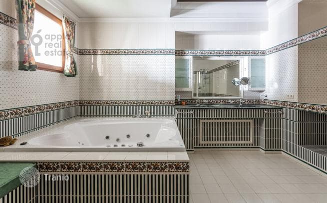 4-Bedroom Penthouse with Roof Terrace in Tverskoy District, Moscow, photo 3
