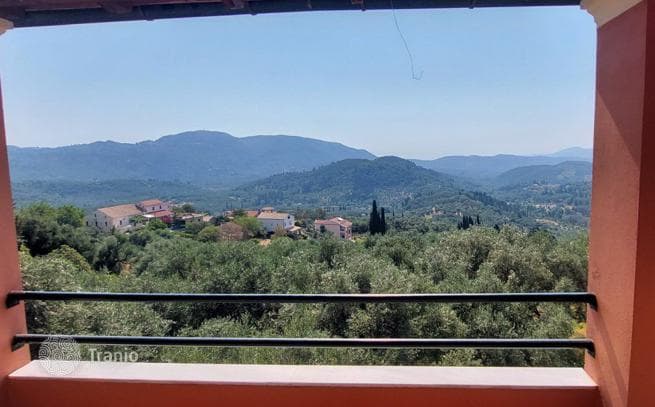 2-Bedroom Apartment in Corfu, photo 4