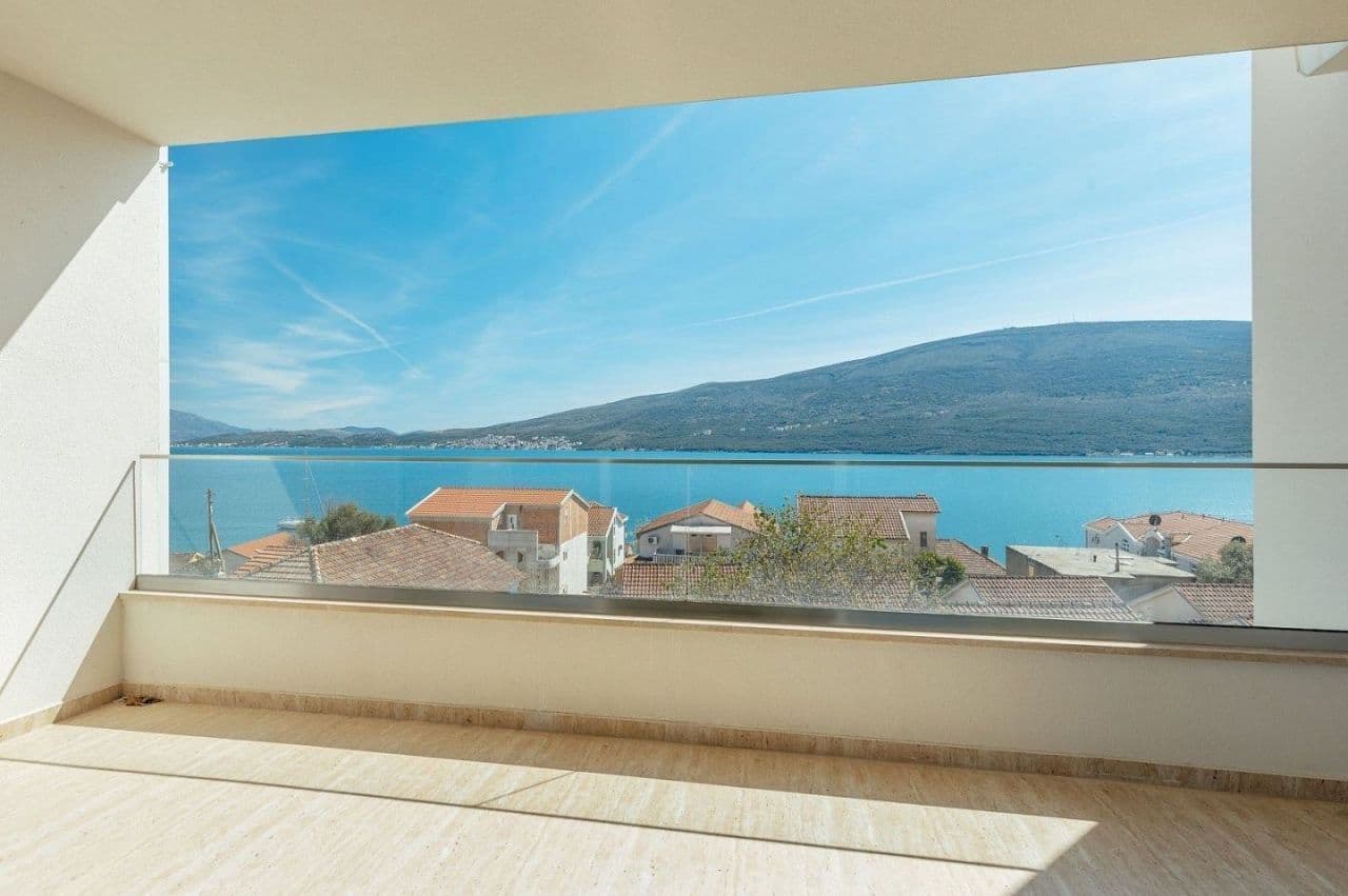 2-Bedroom Apartment in Baosici, Montenegro