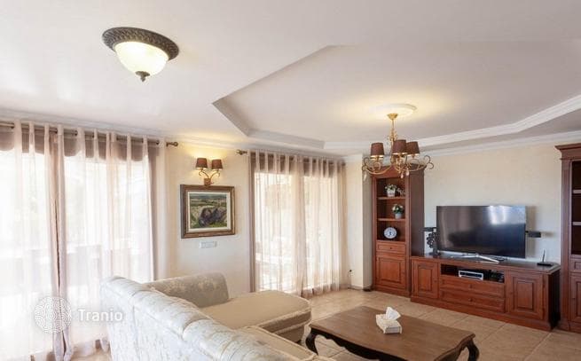 4-Bedroom Villa with Private Pool and Sea View in Altea, photo 3