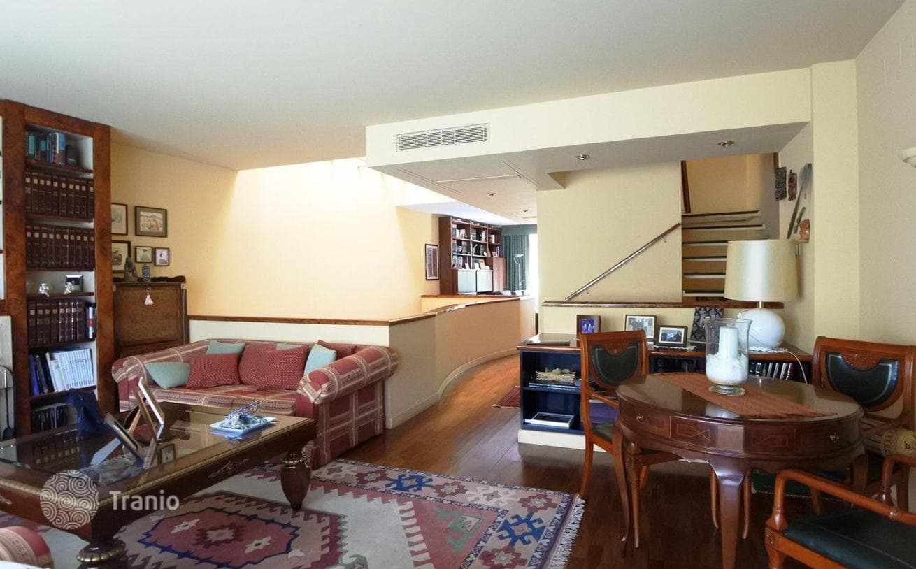 5-Bedroom Townhouse with Private Pool in Sarrià-Sant Gervasi, Barcelona, photo 5