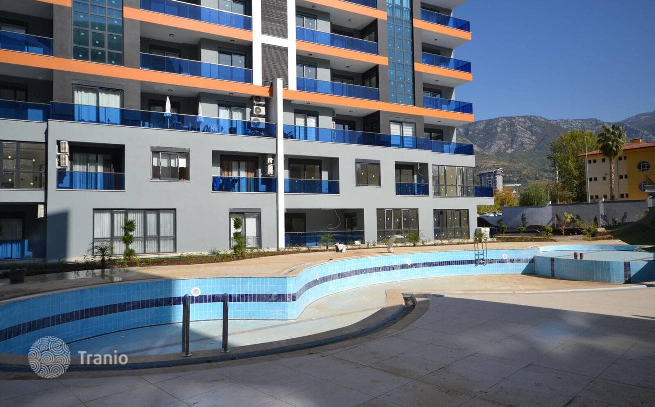 Luxury Apartments with Pools in Mahmutlar, Alanya