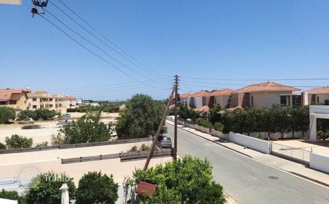 4-Bedroom House with 667 m² Plot in Larnaca, Cyprus, photo 3