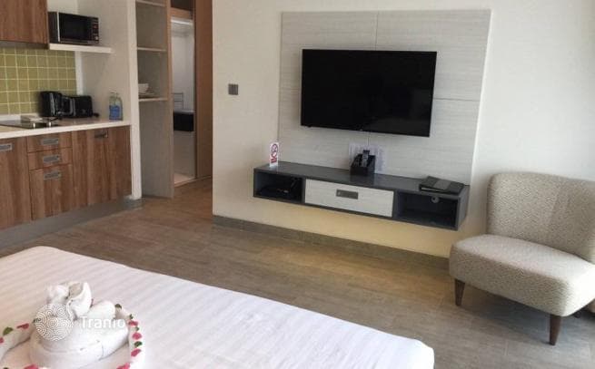 1-Bedroom Condo in Patong, Phuket, photo 4