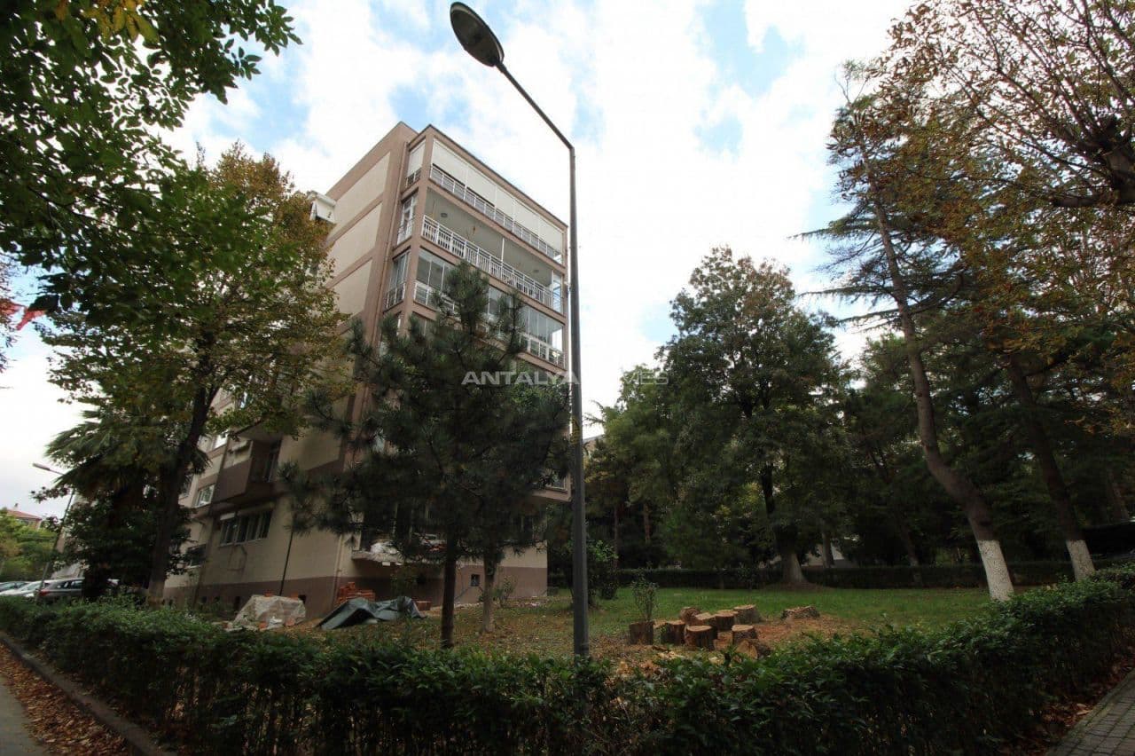 3-Bedroom Apartment in Bakirkoy, Istanbul, photo 4