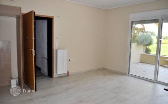 Apartment with Garden in Modern Building in Athens, photo 4