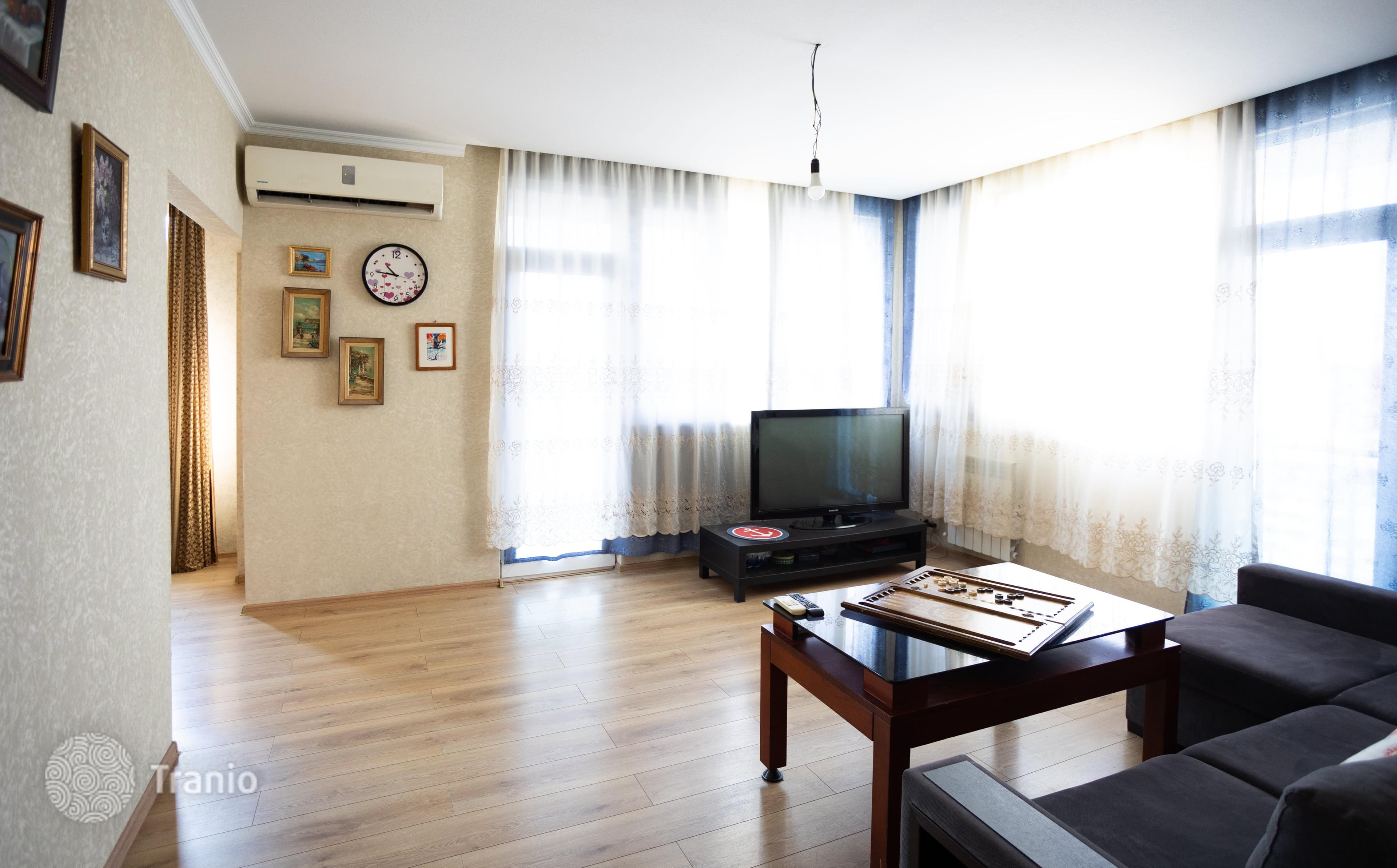 2-Bedroom Apartment with Balcony in Batumi, photo 4