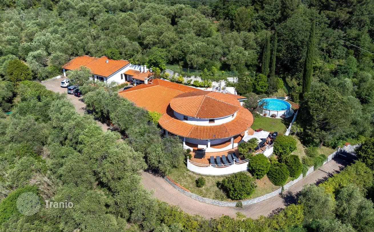 4-Bedroom Villa with Private Pool and Sea View in Andratx, Savona, Liguria