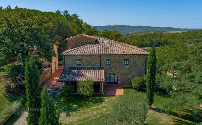 8-Bedroom Farm in Bucine, Italy, photo 3
