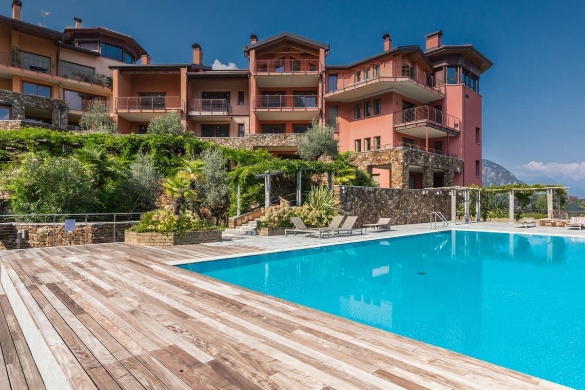 Квартира в Менаджо, Италия, 84 м²