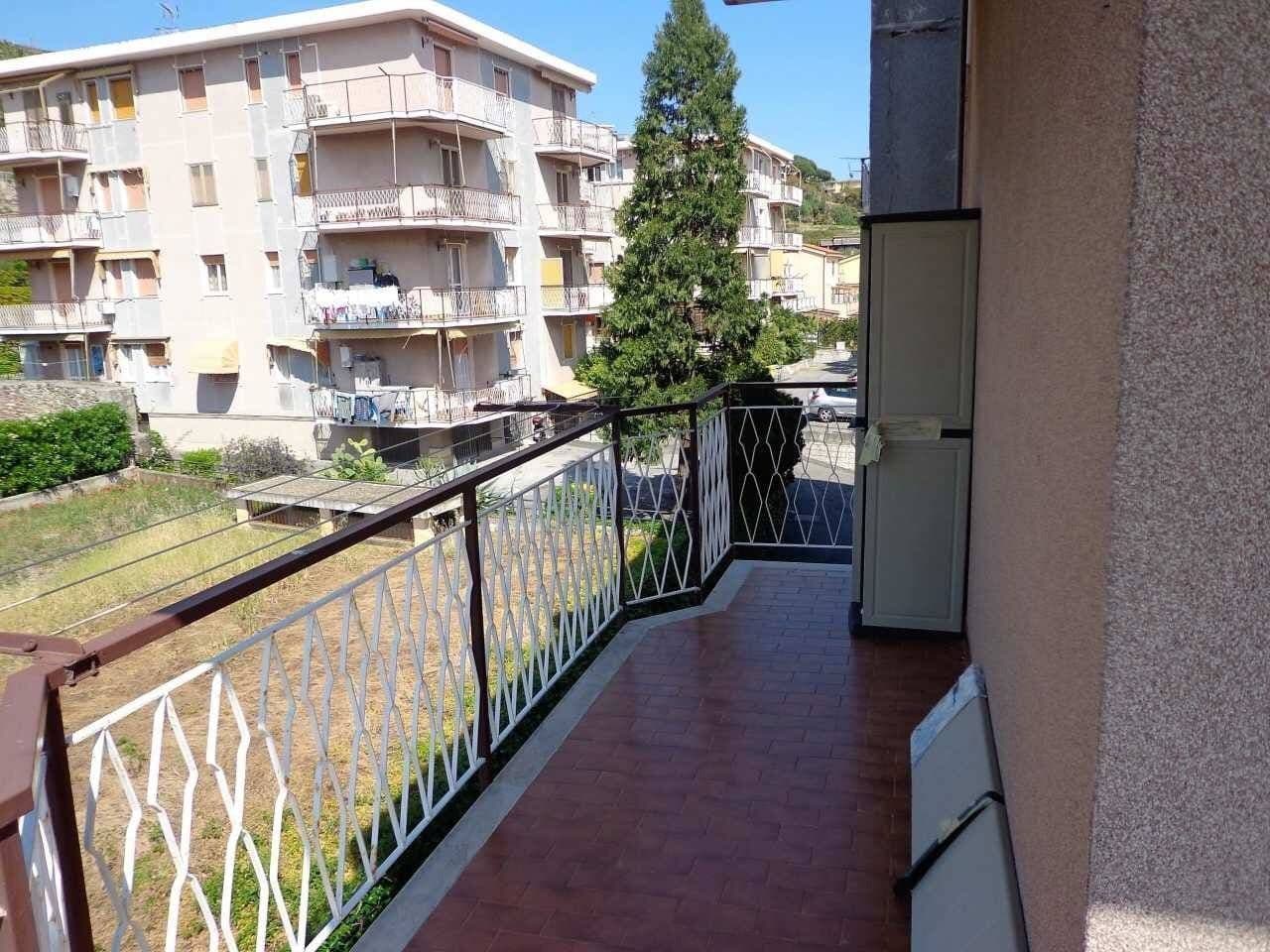 1-Bedroom Apartment in Arma di Taggia, photo 5