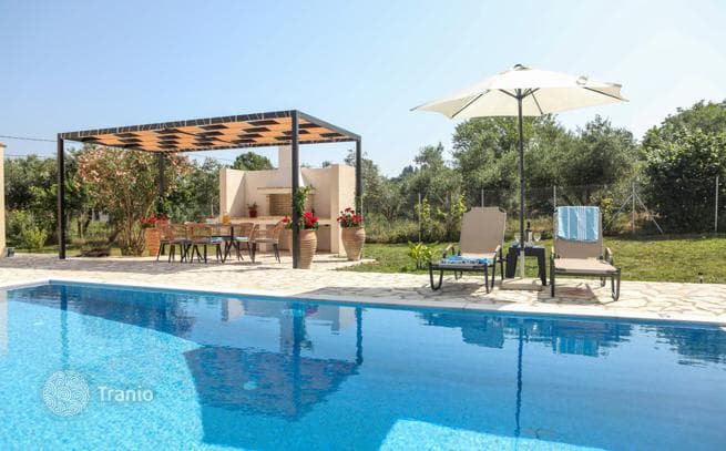 3-Bedroom Villa in Magoulades, Corfu, photo 5