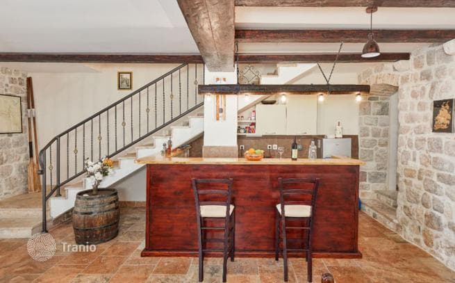 5-Bedroom Villa with Sea View in Dobrota, Kotor, photo 3