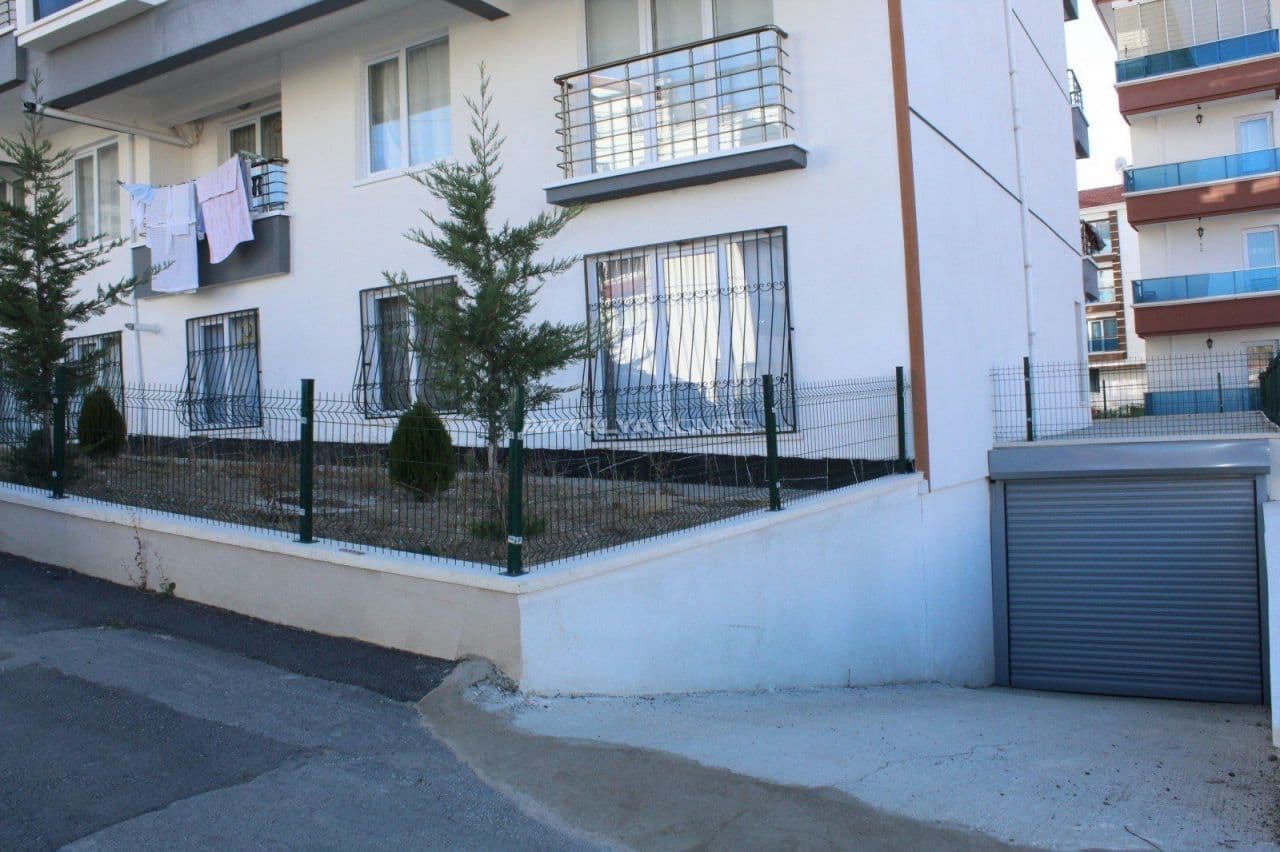3-Bedroom Apartment in Kecioren, Ankara, photo 3
