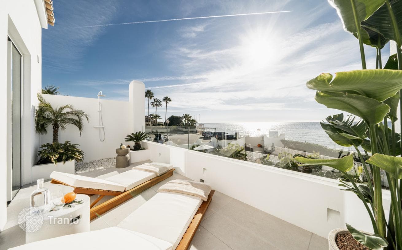 3-Bedroom Townhouse with Sea View in Alicate Playa, Marbella, photo 4