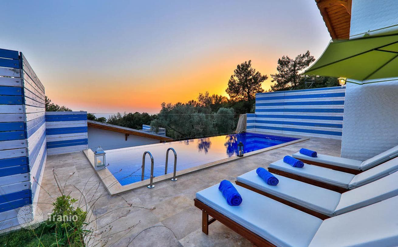 3-Bedroom Villa with Panoramic Mountain Views in Kalkan, photo 3