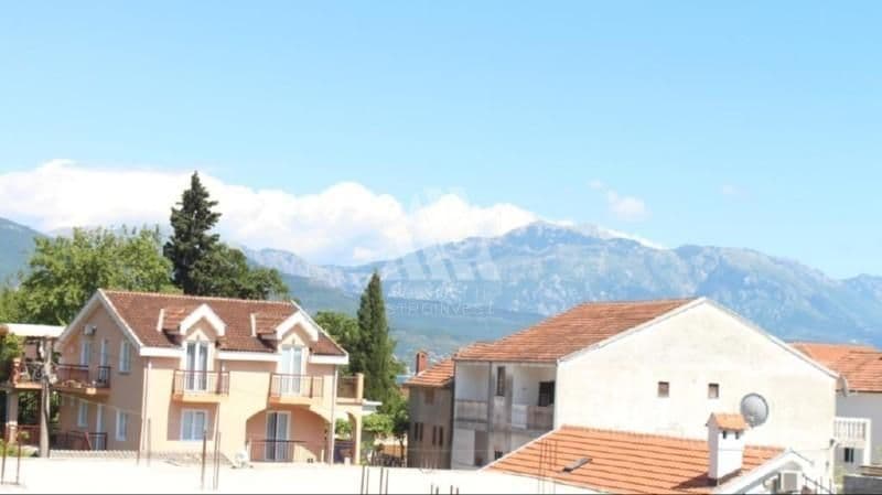 Apartment in Baosici, Montenegro, photo 4
