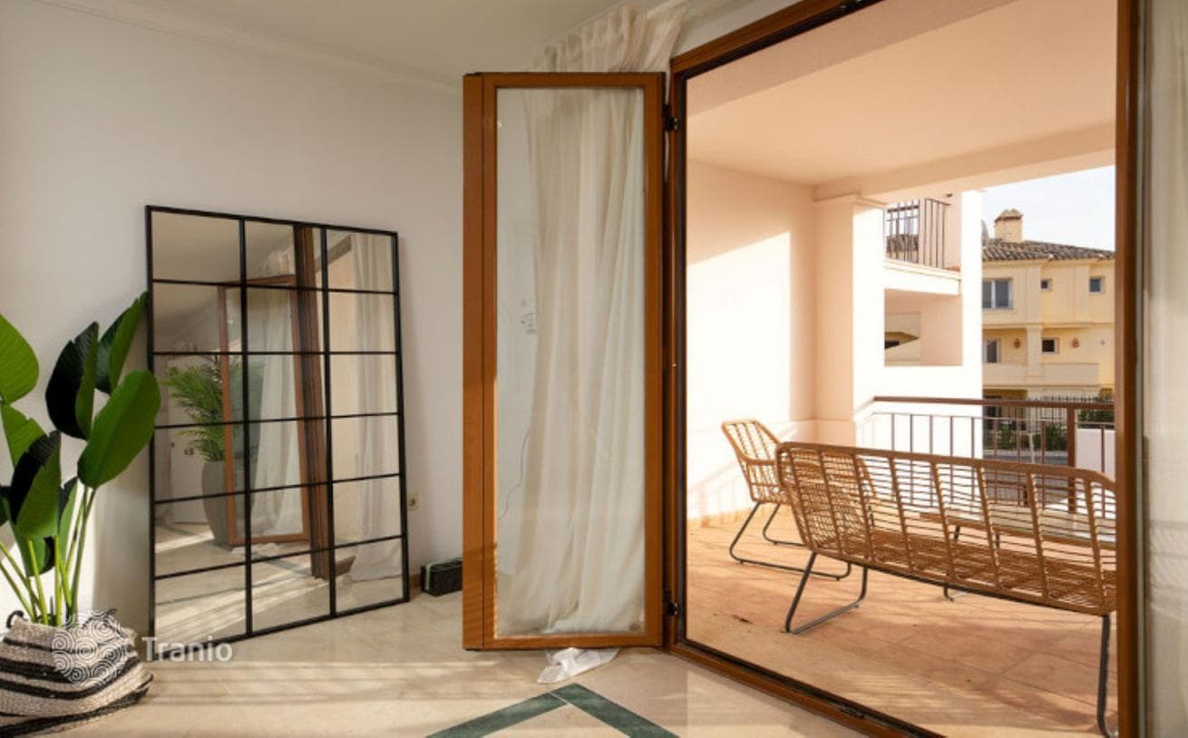 2-Bedroom Townhouse in Casares, photo 5