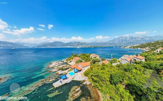 Beachfront Land Plot in Bijela, Tivat, photo 2