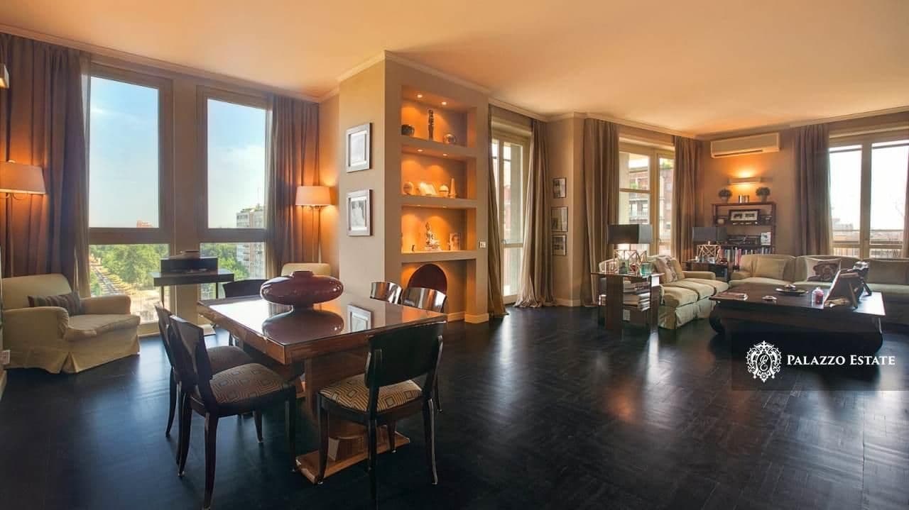 Апартаменты в Милане, Италия, 250 м²
