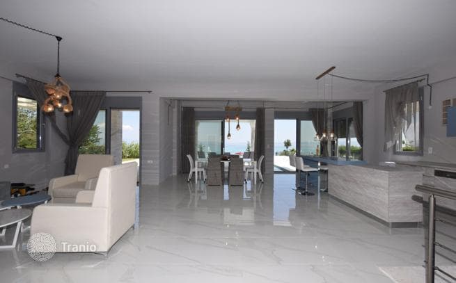 Villa with Private Pool and Garden 20 m from the Sea in Kassandra, photo 5
