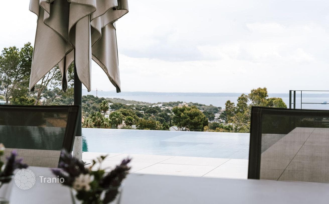 3-Bedroom Villa with Sea Views and Private Pool in Palma de Mallorca, photo 3