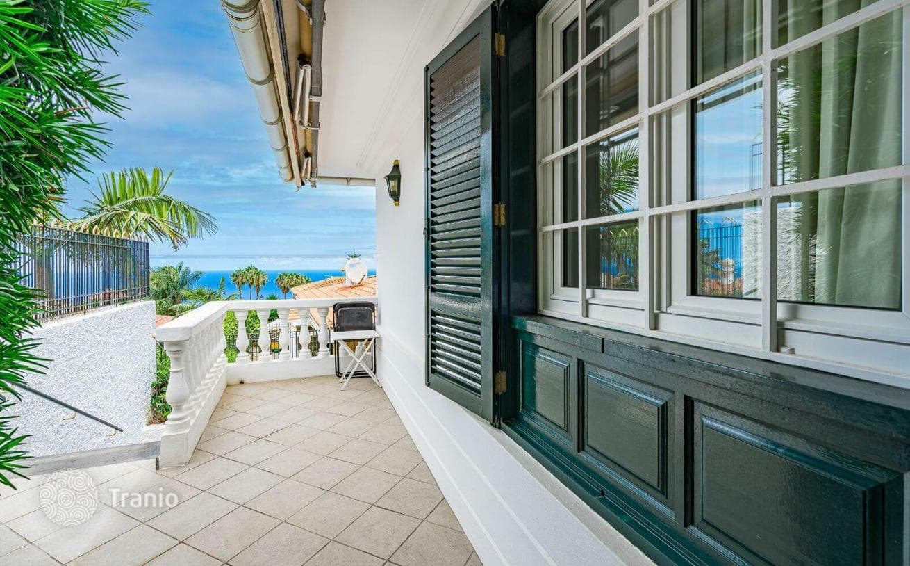2-Bedroom Villa with Spa and Garage in La Orotava, Tenerife, photo 4