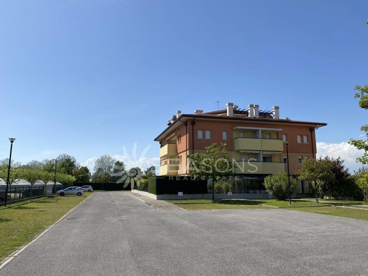 2-Bedroom Apartment in Caorle, Italy, photo 4