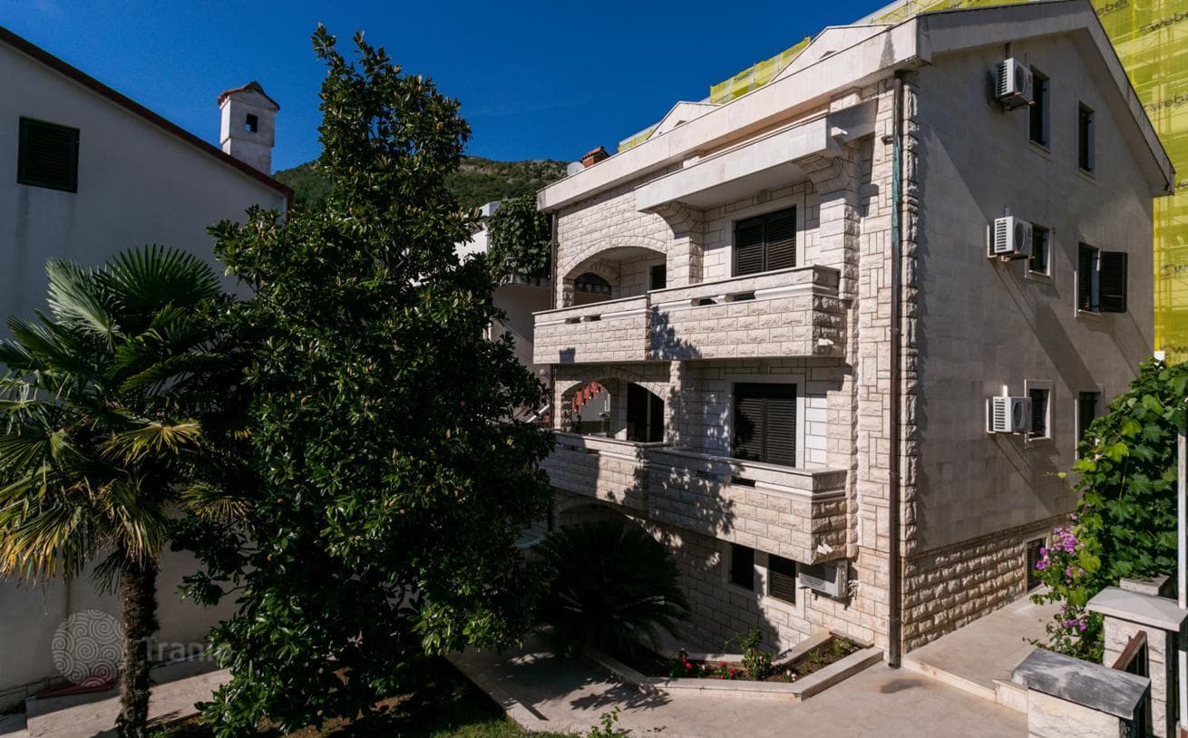 14-Bedroom Villa in Budva, Montenegro