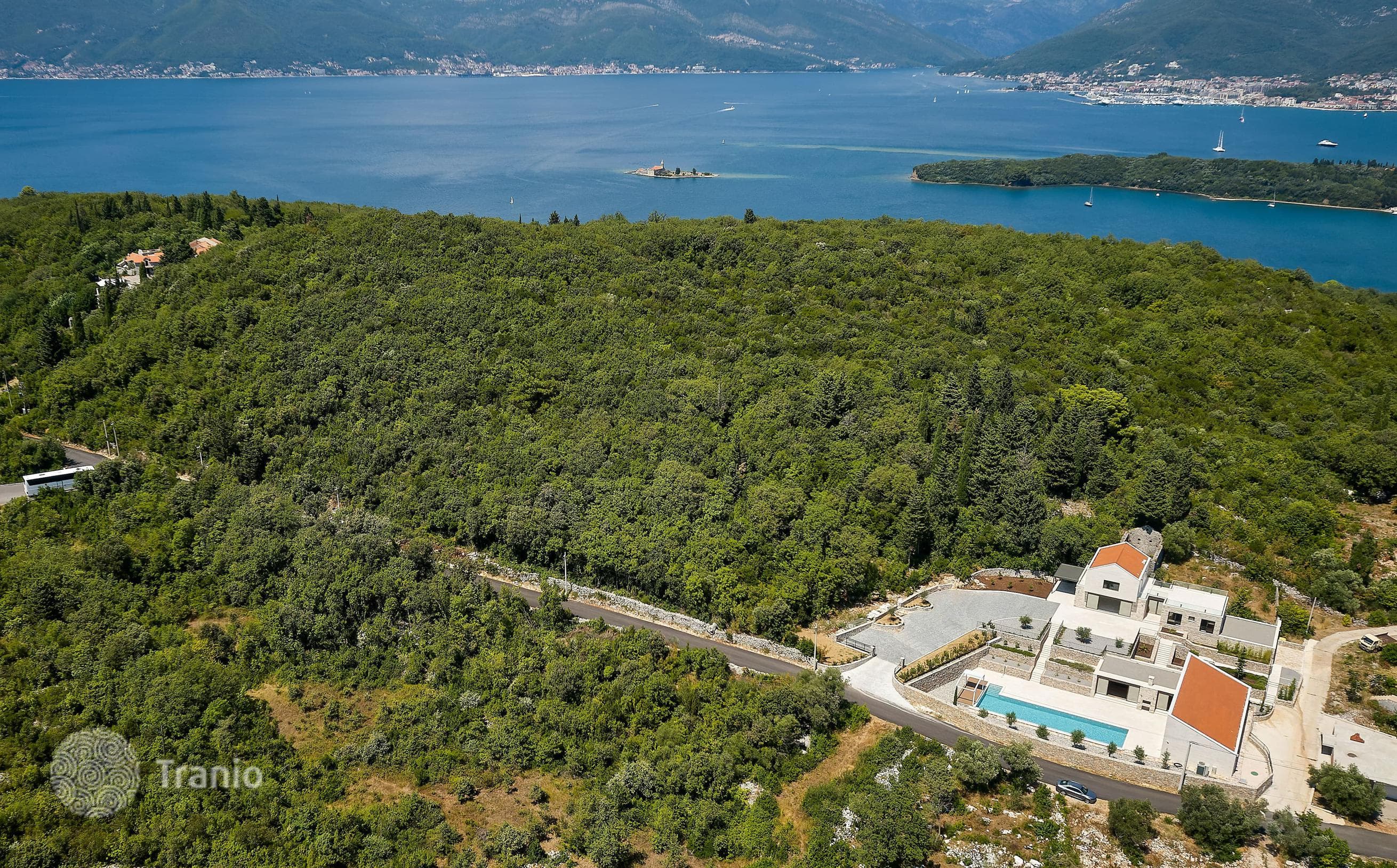 6-Bedroom Villa with Private Pool in Tivat, Montenegro, photo 5