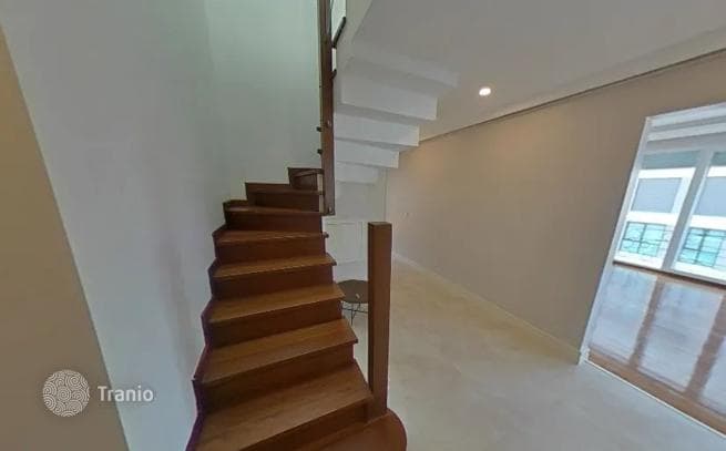 3-Bedroom Apartment with 3 Bathrooms in Kadikoy, Istanbul