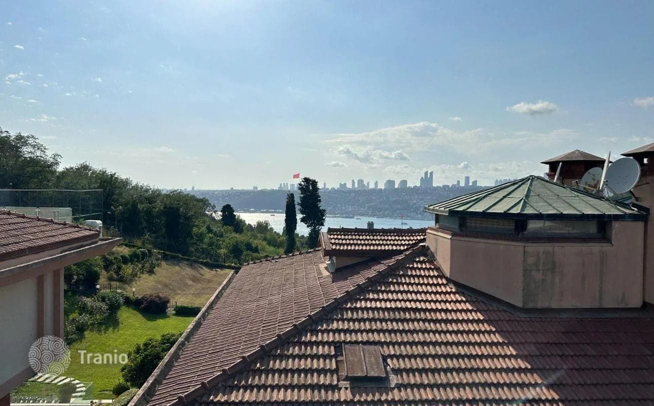 4-Bedroom Villa in Uskudar, Istanbul