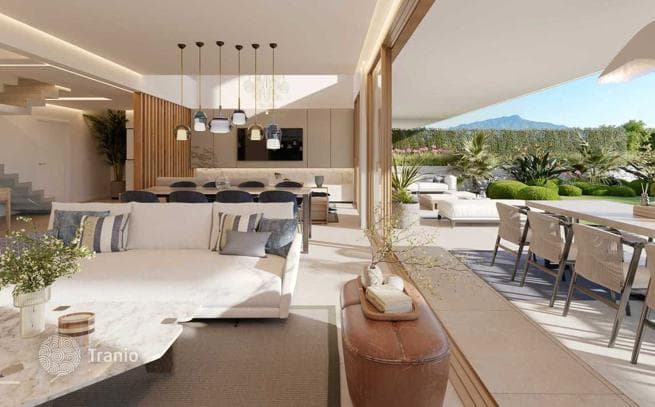 2-Bedroom Townhouse with Private Pool and Sea View in El Paraiso, Andalusia, photo 4