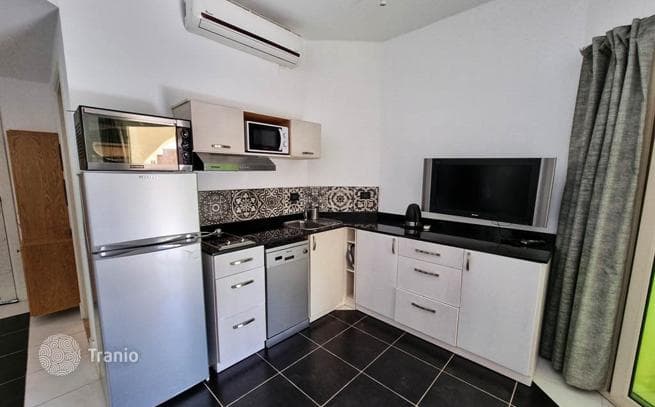 2-Bedroom Apartment in a Residential Complex with Private Beach, photo 4