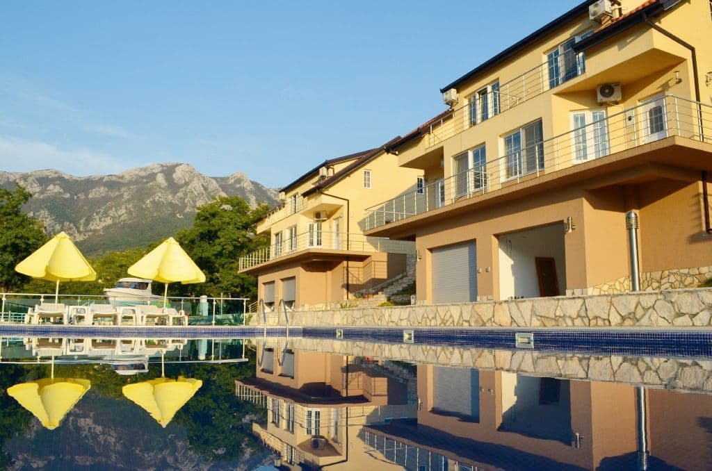 2-Bedroom Townhouse in Bar, Montenegro, photo 4