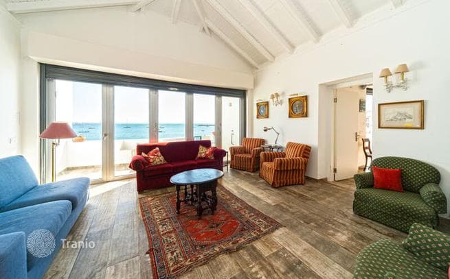 2-Bedroom Villa in Cascais, Portugal