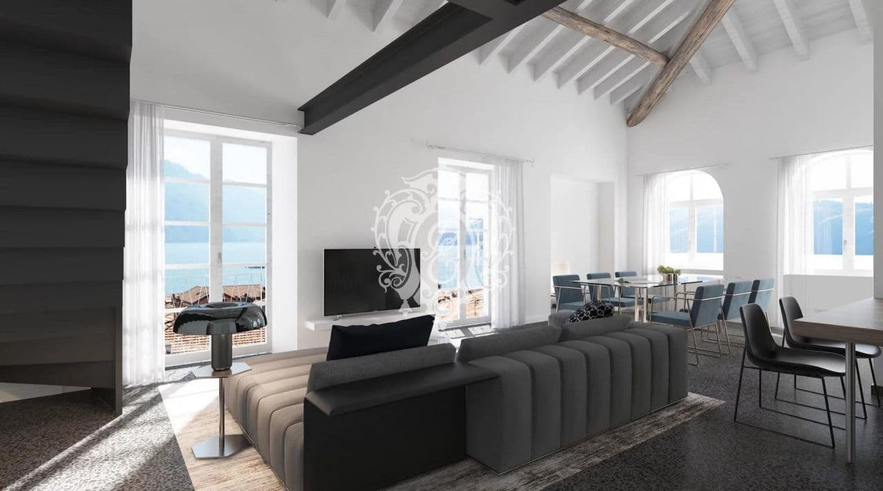 2-Bedroom Apartment in Menaggio, photo 2