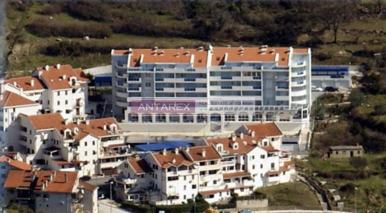 Studio Apartment 300 m from the Beach in Dobrota, photo 5
