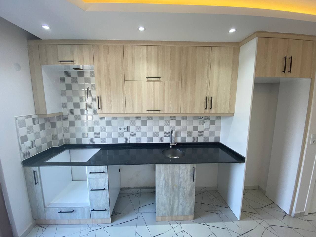 1-Bedroom (1+1) Apartment in Gazipasa, Alanya, photo 2