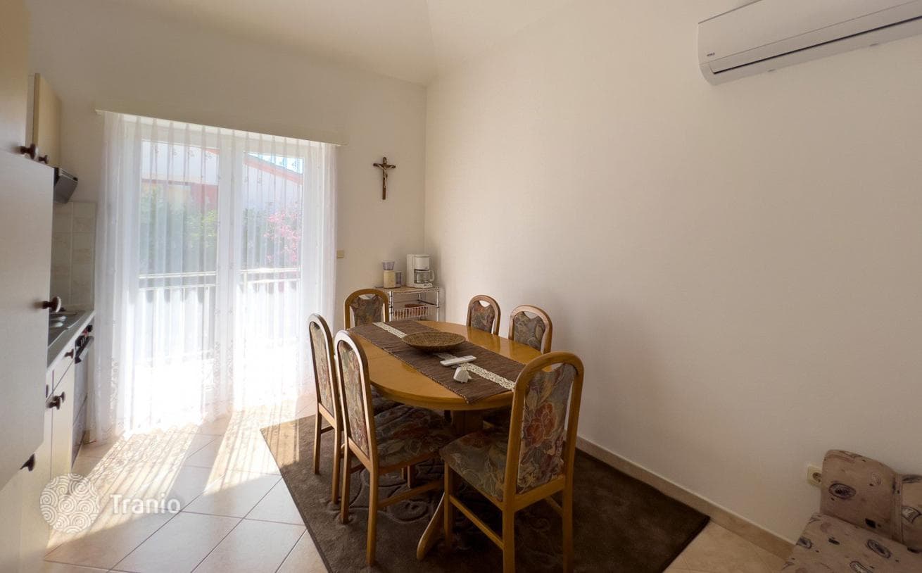 House with Three Units Near Ring Road in Pula, photo 5