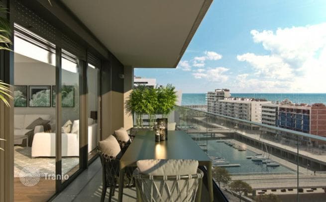 3-Bedroom Penthouse with Sea View in Badalona, Barcelona, photo 2