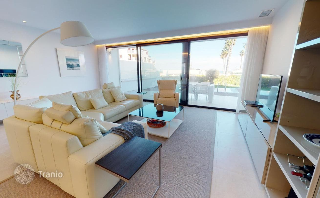3-Bedroom Apartment with Private Pool and Garden on the Beach in Denia, photo 5