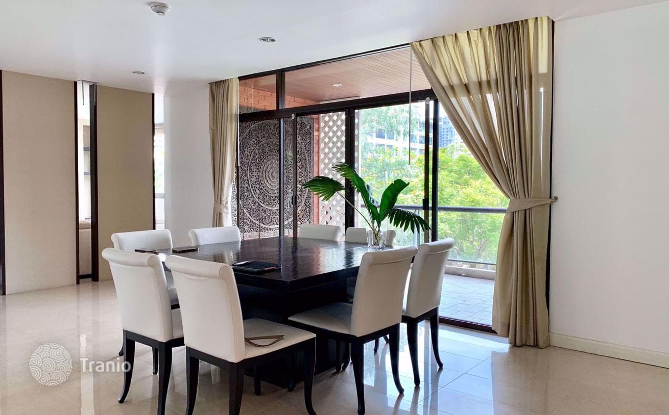 3-Bedroom Condo in Watthana, Bangkok, photo 3