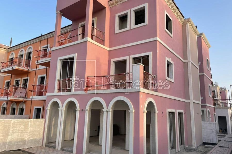 4-Bedroom Townhouse in Jumeirah, Dubai