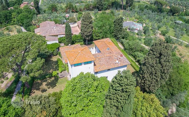 Classical Italian Villa in Tuscany